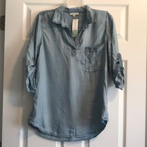 Light chambray women’s shirt